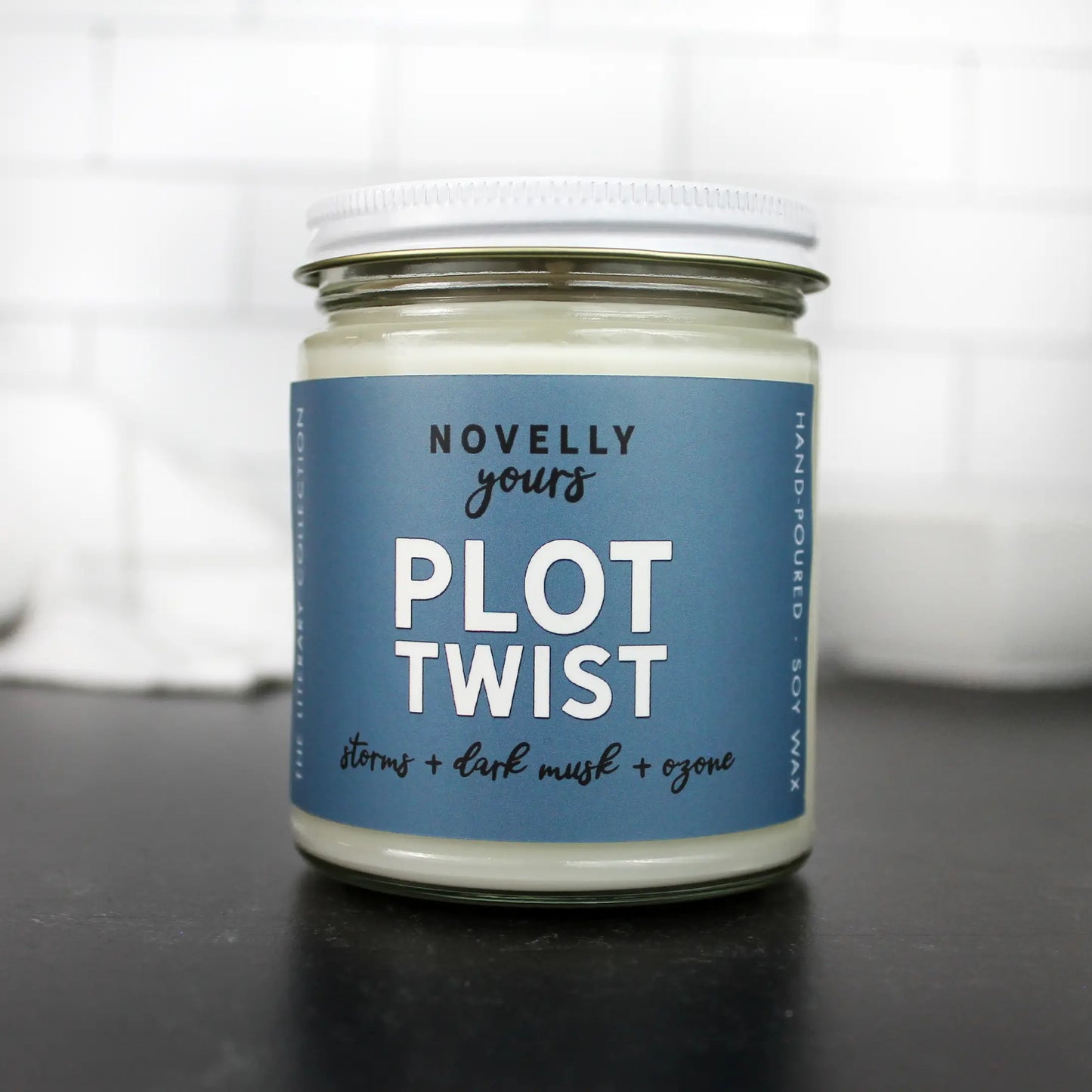 Plot Twist Candle