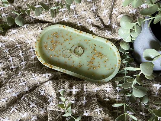 Trinket Tray | Resin | Resin Art | Jewelry dish | Custom | Decor